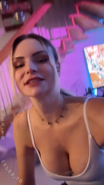 Full leaked Kira karambole page private onlyfans photo