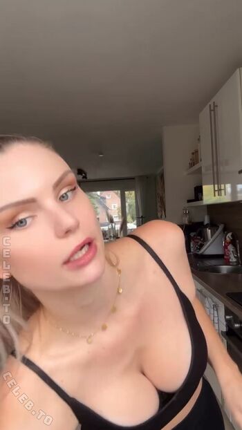 Full leaked Kira karambole private onlyfans photo