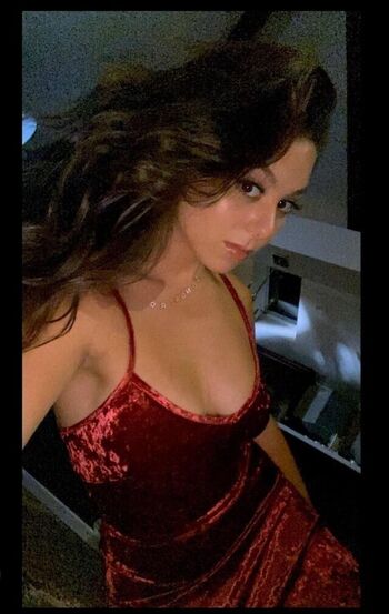 Full leaked Kira kosarin  page private onlyfans photo