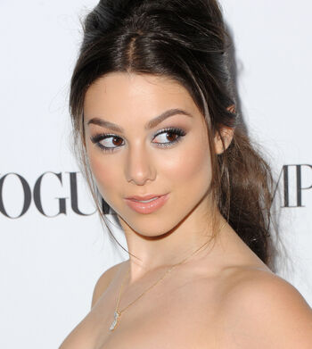 Full leaked Kira kosarin private onlyfans photo