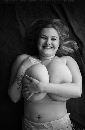 Full leaked Kira liv private onlyfans photo