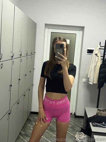 Full leaked Kiranaughtyreborn private onlyfans photo