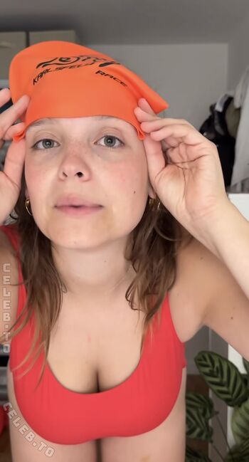 Full leaked Kirasview private onlyfans photo