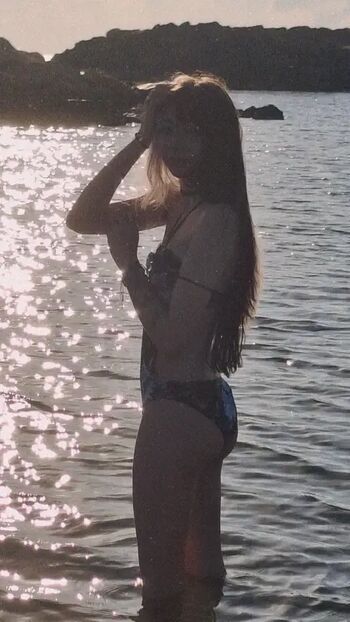 Full leaked Kiratayi private onlyfans photo