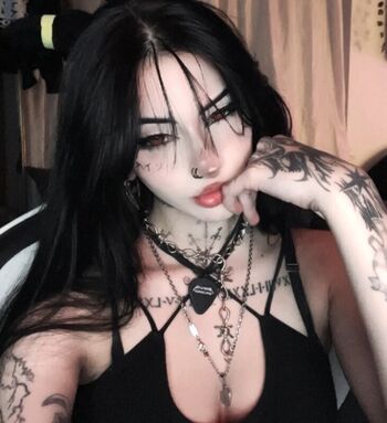 Full leaked Kiratheghoul private onlyfans photo