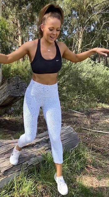 Full leaked Kirra simpson private onlyfans photo