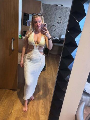 Full leaked Kirsty private onlyfans photo
