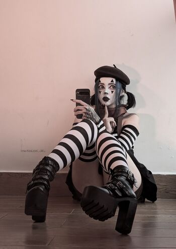 kisslickk_