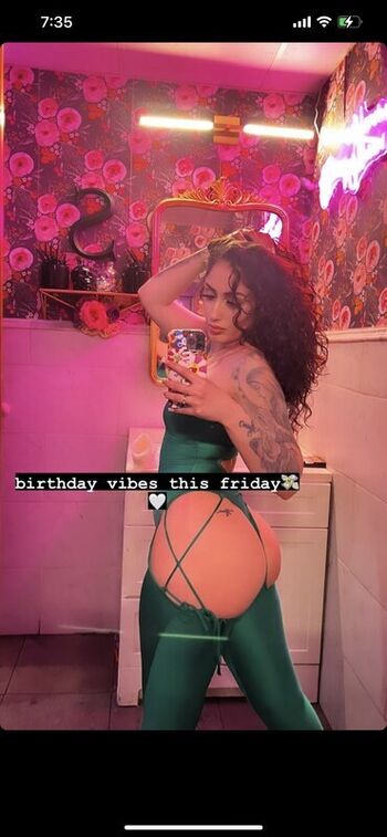 Full leaked Kissofvogue private onlyfans photo