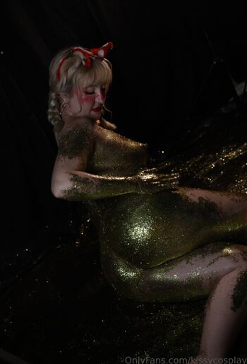 Full leaked Kissycosplay  page private onlyfans photo