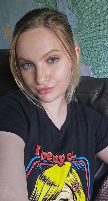 Full leaked Kit farrin private onlyfans photo