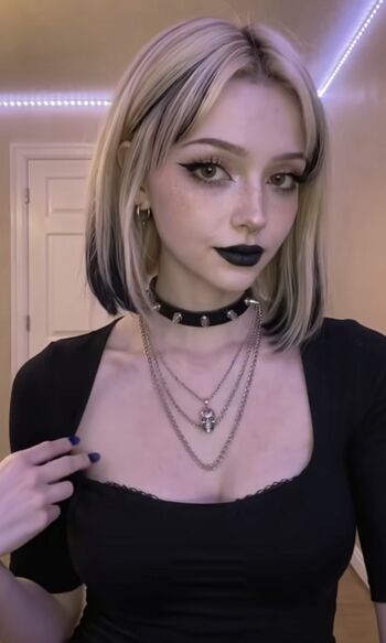 Full leaked Kitana blade private onlyfans photo