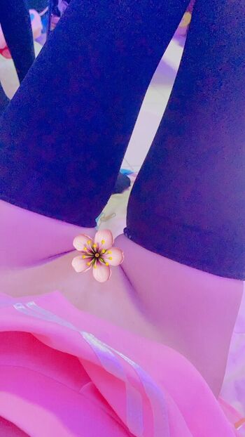 Full leaked Kitsunekumichan private onlyfans photo