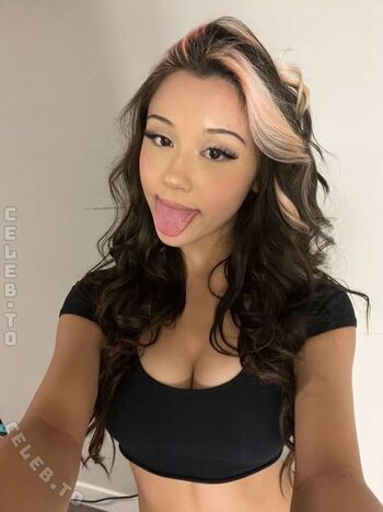 Full leaked Kittiesbitties private onlyfans photo