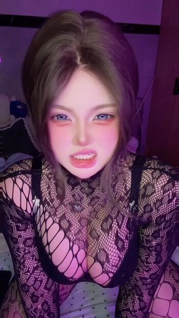 Full leaked Kitty qing private onlyfans photo
