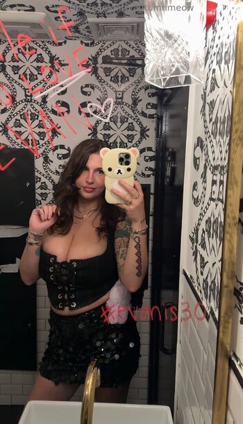 Full leaked Kittyautumnmeow private onlyfans photo