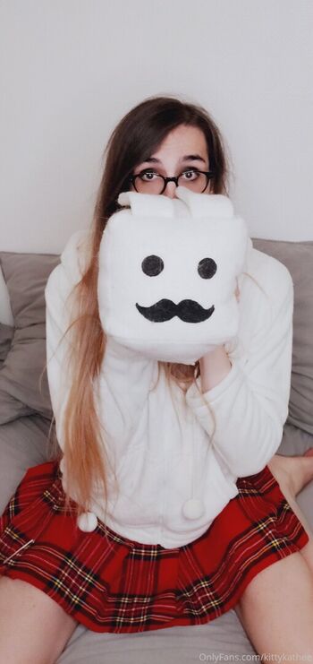 Full leaked Kittykathee private onlyfans photo