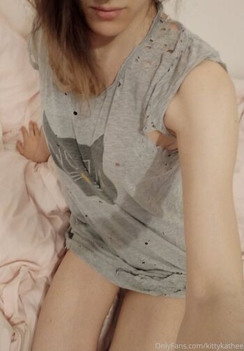 Full leaked Kittykathee private onlyfans photo