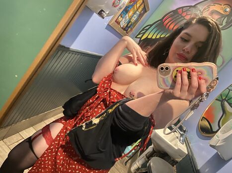 Full leaked Kittykommander page private onlyfans photo