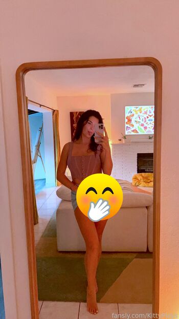Full leaked Kittyplays private onlyfans photo