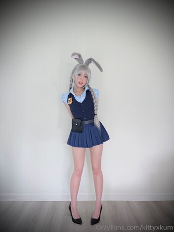 Full leaked Kittyxkum  page private onlyfans photo