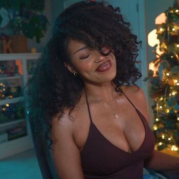 Full leaked Kiwionthesticks private onlyfans photo