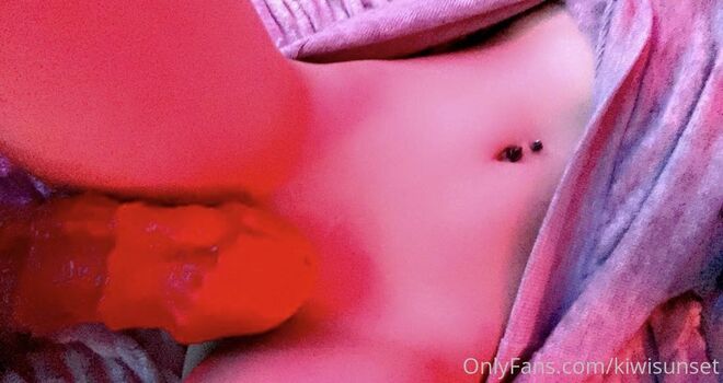 Full leaked Kiwisunset private onlyfans photo