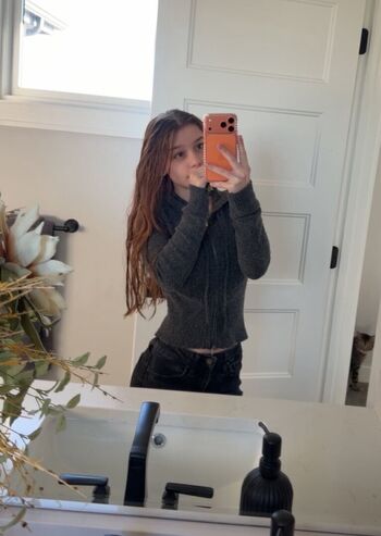 Full leaked Kiyalane private onlyfans photo