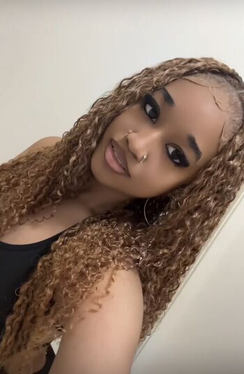 Full leaked Kiyarayy private onlyfans photo