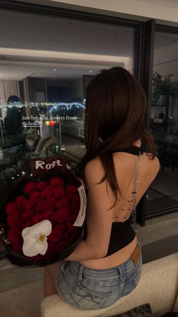 Full leaked Kkarenzeng private onlyfans photo