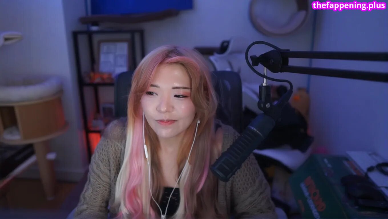 Kkatamina / Miyoung 裸照OnlyFans照片 #297