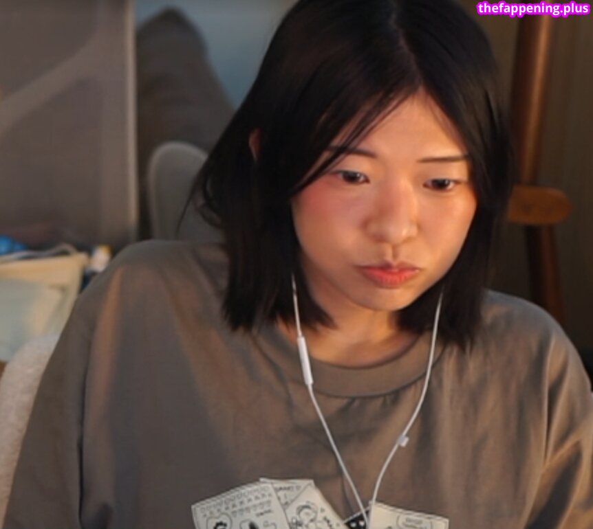 Kkatamina / Miyoung Foto OnlyFans Nua #328
