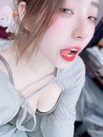 Full leaked Kkoduengeo private onlyfans photo