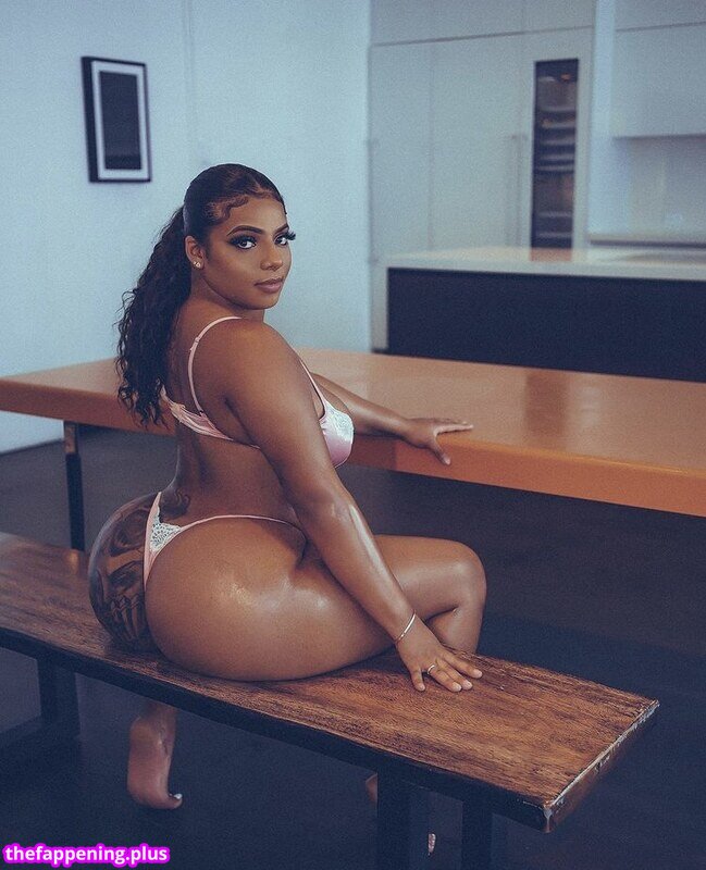KKVSH / https: Nahá OnlyFans fotografie #33