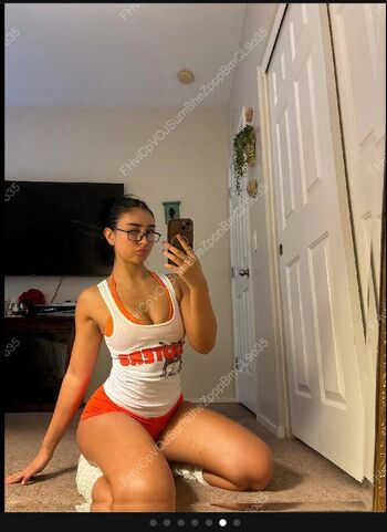 Full leaked Klairelena page private onlyfans photo