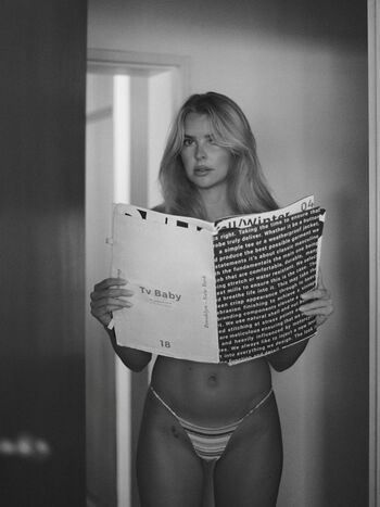 Full leaked Klarahellqvistt private onlyfans photo