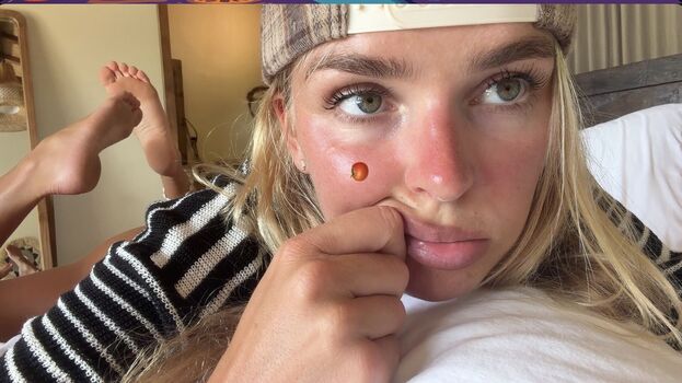 Full leaked Klarahellqvistt private onlyfans photo