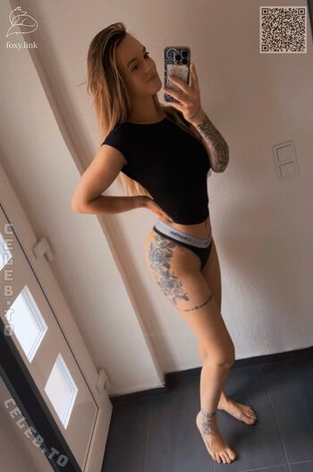 Full leaked Kleinerengel private onlyfans photo