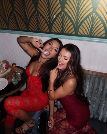 Full leaked Knbbyknees private onlyfans photo