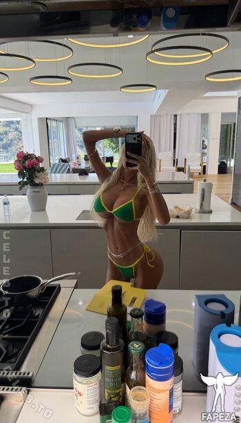 Full leaked Kngemmae page private onlyfans photo