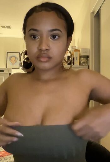 Full leaked Kokoblackxx private onlyfans photo