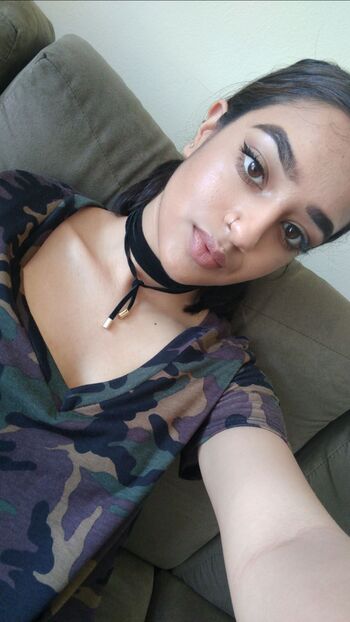 Full leaked Komal private onlyfans photo