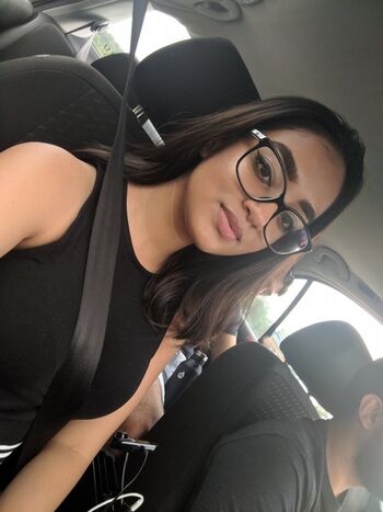 Full leaked Komal private onlyfans photo