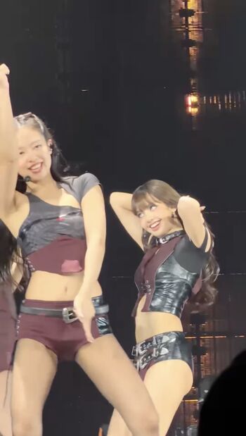 Full leaked Kpop girls page private onlyfans photo