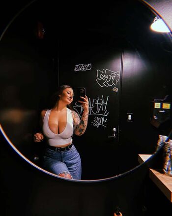 Full leaked Krippyykreme private onlyfans photo