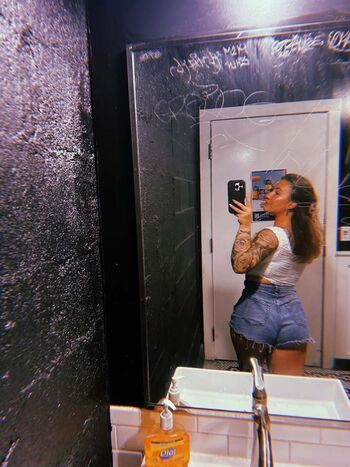 Full leaked Krippyykreme private onlyfans photo