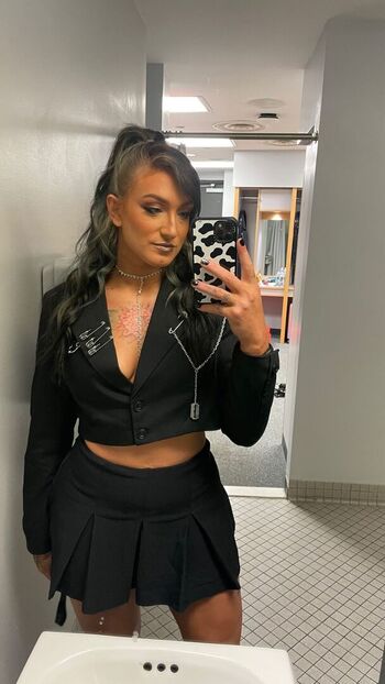 Full leaked Kris statlander private onlyfans photo