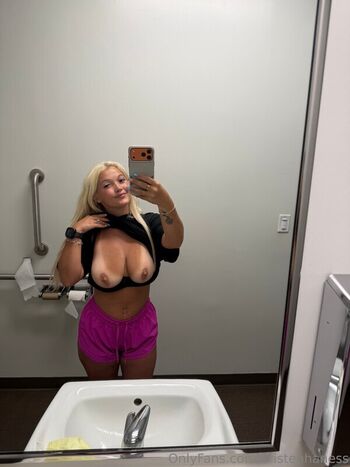 Full leaked Kristennnhaness page private onlyfans photo