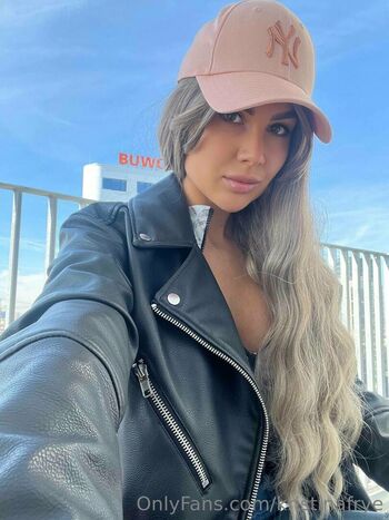 Full leaked Kristinafrye private onlyfans photo