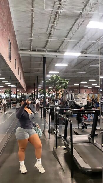 Full leaked Kristine private onlyfans photo